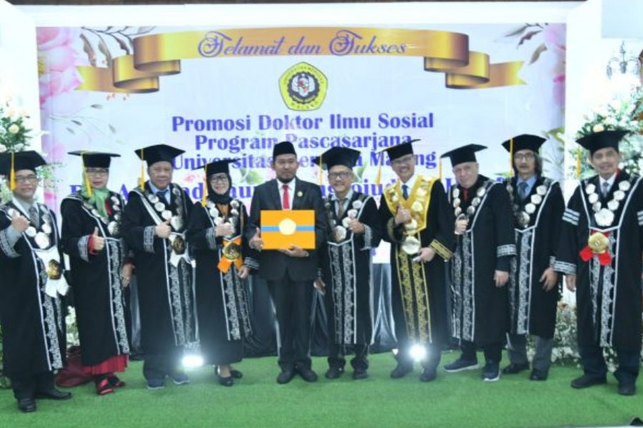 Bupati Sumenep Berhasil Menyandang Gelar Doktor Ilmu Sosial