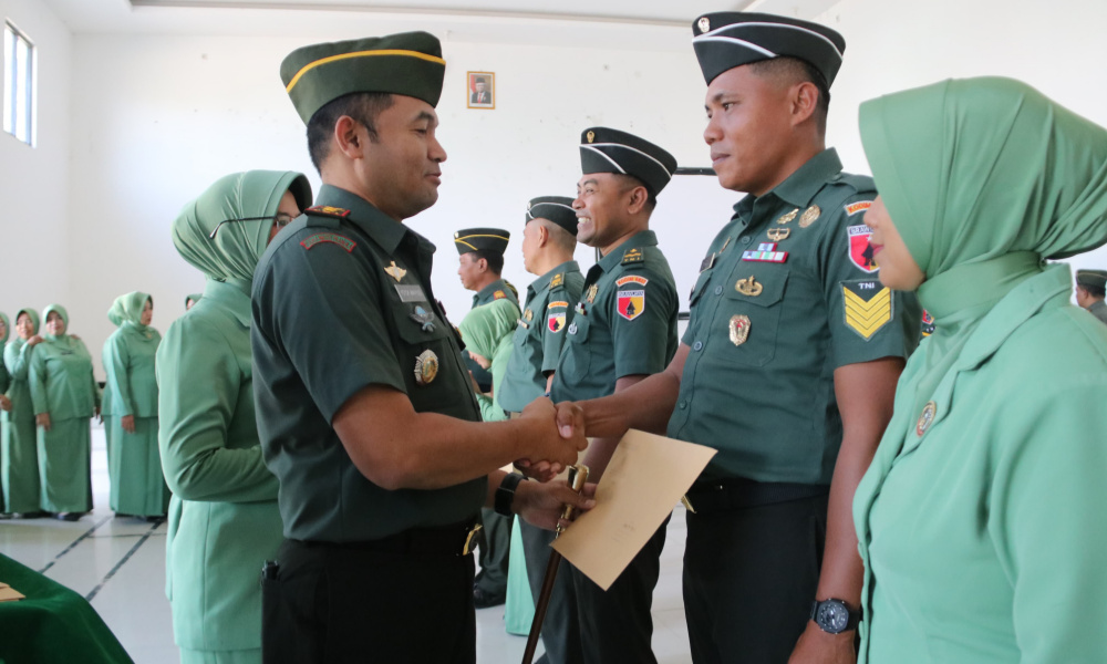 Dandim Sumenep Pimpin Korp Raport 14 Anggota Pindah Satuan