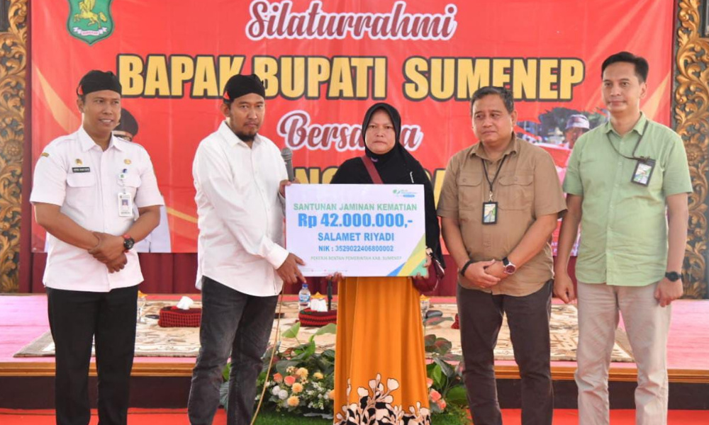 Bupati Sumenep Peduli Abang Becak Dengan Berikan Perlindungan Keselamatan&nbsp;Kerja